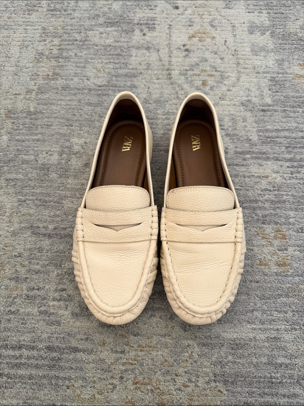 Zara Off-White Pebbled Leather Penny Loafers